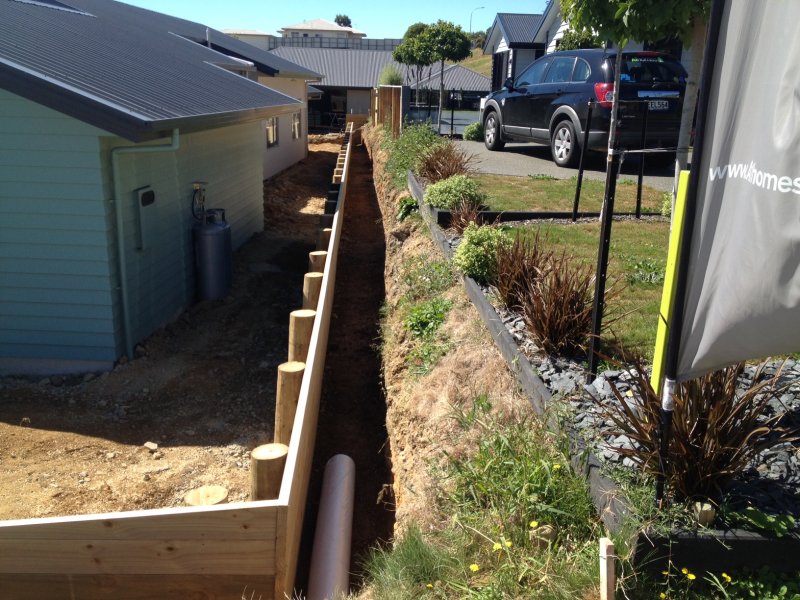 Higgins fencing retaining walls in Nelson Tasman